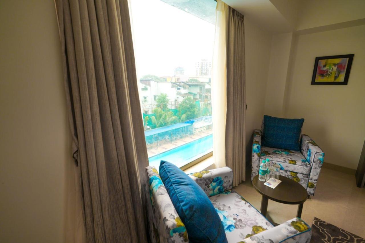 The Thane Club 외부 사진
