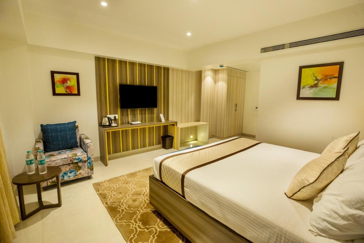 The Thane Club 외부 사진