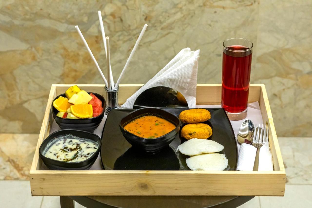 The Thane Club 외부 사진