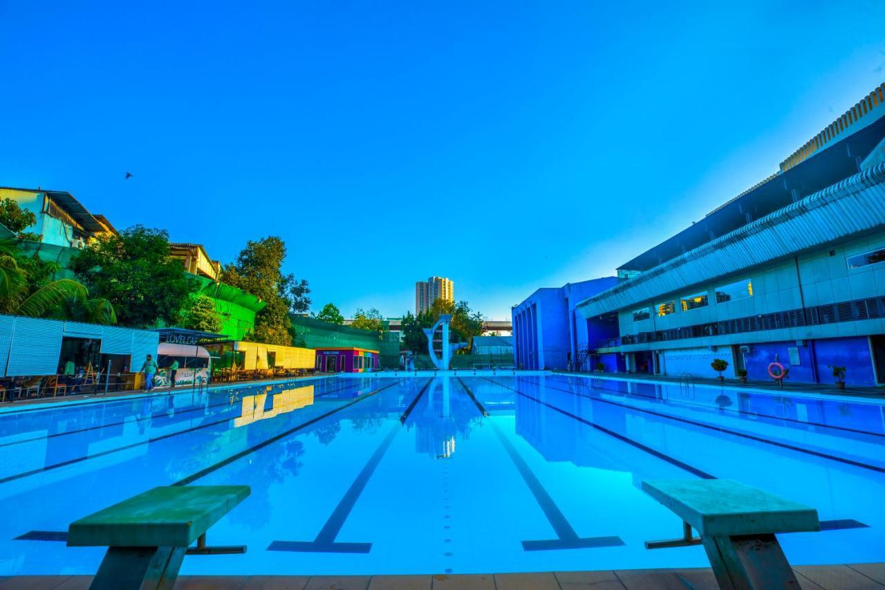 The Thane Club 외부 사진